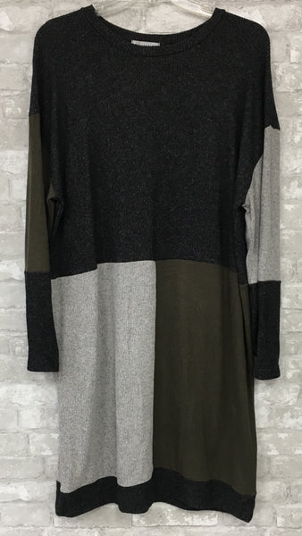 Gray Color Block Dress (1X)