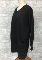Black V-Neck Oversized Sweatshirt (LG, XL)