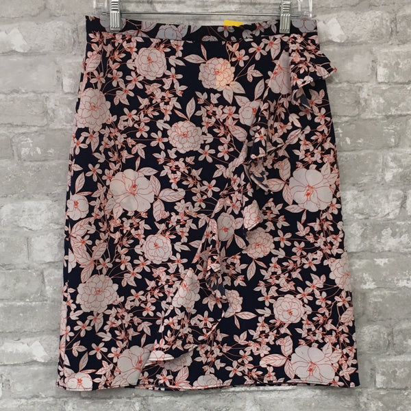 Navy/White/Coral Floral Skirt (4)